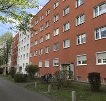 Charmante 3-Raum-Wohnung mit Balkon - Halle (Saale) Halle-Neustadt