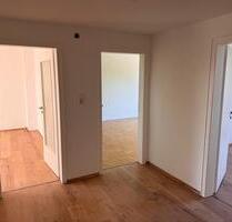 Renovierte Wohnung - 760,00 EUR Kaltmiete, ca.  78,00 m² in Duisburg (PLZ: 47269) Großenbaum