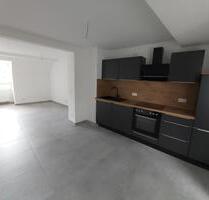 3,5 Zimmer Altbau, Innenstadtlage, Nähe Klinikum, Renoviert - Weiden in der Oberpfalz