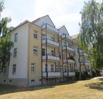 Familienfreundlich Wohnen- Aufzug-Balkon-Stellplatz- Am Michaelisholz 4 - Naumburg (Saale)