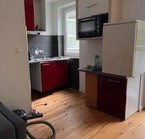 35qm Wohnung in Lokstedt WARM + KELLER BALKON Parkplatz - Hamburg Eppendorf