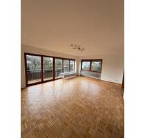 ApartmentWohnung - 1.250,00 EUR Kaltmiete, ca.  130,00 m² in Hirschau (PLZ: 92242)