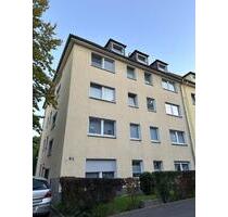 Frisch sanierte 3,5 Zimmer-Wohnung mit Balkon in Essen-Borbeck