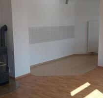 Dachgeschosswohnen zum Träumen und Wohlfühlen mit Kamin, offener Küche, Wanne, Dusche, Stellplatz! - Leipzig Nord