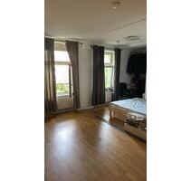 Helle, möblierte und sanierte 40qm 1 Zimmer Apartment - Berlin Mitte