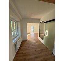 Neusanierte 3-Zimmer-Wohnung mit Balkon & Stellplatz im Ortskern - Lienen