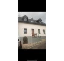 Einfamilienhaus - 280.000,00 EUR Kaufpreis, in Bad Kreuznach (PLZ: 55543) Bad Münster am Stein-Ebernburg