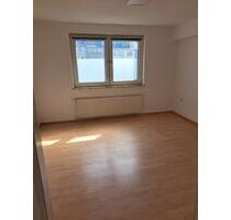 Helle, ruhige 2 ZKDB 47 m² mit Einbauküche, 425 Euro - Krefeld Cracau