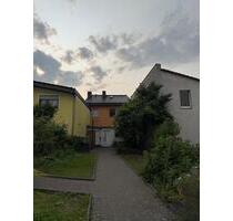 Charmantes Einfamilienhaus mit Garten in Bonn-Endenich