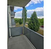 4 Monate kaltmietfrei!!! 3 -Raumwohnung für handwerklich begabte... Aufzug, Balkon, Tageslichtbad - Neuhardenberg