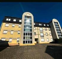 3 Raumwohnung mit großem Balkon. - Merseburg
