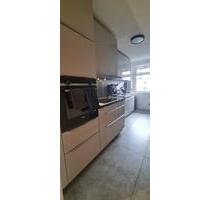 Stilvoll sanierte 3 ZKB in Bremerhaven-Mitte – mit zwei Balkonen