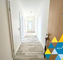Modern geschnittene 3-Raum-Wohnung mit verglastem Balkon - Chemnitz Markersdorf
