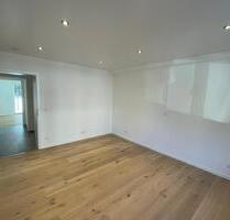 3ZKB, 80qm,Garage+Stellplatz,Balkon, Einbauküche,Saniert - Pirmasens Fehrbach