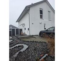 Freistehendes EFH in schöner Lage von Hausen V.d.H. zu vermieten - Schlangenbad