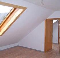 Dachgeschoß Wohnung in Beltheim