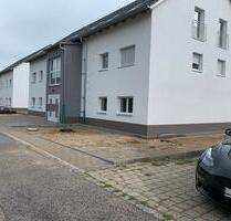 4-Zimmer DG-Wohnung in Zolling - 1.650,00 EUR Kaltmiete, ca.  91,00 m² in Zolling (PLZ: 85406)