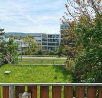 Sanierte 2 Zimmer Wohnung mit neue EBK und Tfg Stellplatz - Stuttgart Bad Cannstatt