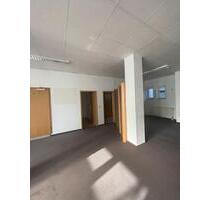 Ladenlokal - 660,00 EUR Kaltmiete, ca.  105,00 m² in Mühlhausen (Thüringen) (PLZ: 99974)