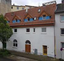 2-Fam.-Haus m. Büro ** lichtdurchflutet ** idyllisch u. zentral - Hamburg Harburg