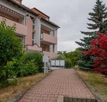 2 Zi. Wohnung mit Balkon und herrlichem Ausblick in ruhiger Lage - Colditz