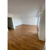 3,5 ZKB mit Gäste WC, TG-Stellplatz uvm. in Weinheim