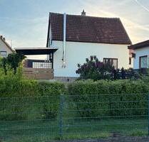 Haus zur Vermietung ,5 Zimmer - 899,00 EUR Kaltmiete, ca.  120,00 m² in Weitramsdorf (PLZ: 96479)