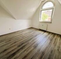 Charmante 2-Zimmer-DG-Wohnung - ideal für kleine Familie - Herne Sodingen