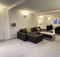 Moderne Loft-Wohnung mit Einbauküche und Stellplatz - Coburg