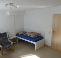 Modernes Zimmer mit eigenem Zugang in Frankfurt - Frankfurt am Main Kalbach
