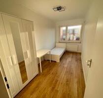 1 Zimmer in 3er WG frei - 550,00 EUR Kaltmiete, in Hamburg (PLZ: 21149) Harburg