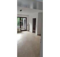 NUR WBS - 1-Zimmerwohnung mit Einbauküche für Personen ab 60 Jahre in Solingen-Wald!