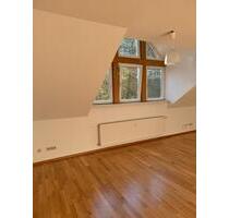 Dachgeschosswohnung zu vermieten 2ZKB - Tholey