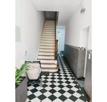 Vom Eigentümer: Umfassend modernisiertes MFH | 6,9% Rendite - Krefeld Dießem