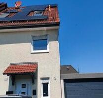 Reihenendhaus in Burscheid - 450.000,00 EUR Kaufpreis, ca.  132,00 m² in Burscheid (PLZ: 51399)