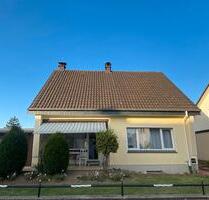 Freistehendes Einfamilienhaus. - 249.000,00 EUR Kaufpreis, ca.  125,00 m² in Rüthen (PLZ: 59602)