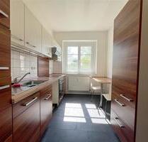 Ideal für Singles oder Paare - mit EBK und Balkon im 1. OG! - Chemnitz Bernsdorf