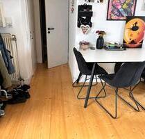 Schöne große 1 Zimmer-Dachgeschosswohnung im Zentrum Deggendorfs