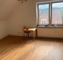 Helle 2-Zimmer-Dachgeschosswohnung im Zentrum von Barsinghausen