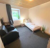 Zimmer zu vermieten! WG-Zimmer in Einfamilienhaus! Monteurzimmer! - Pilsting