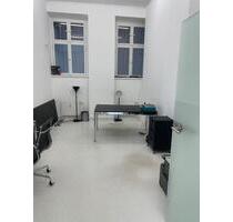Vermiete Büroraum (17.5 qm), ggfs. noch weiterer Büroraum - Berlin Friedrichshain-Kreuzberg