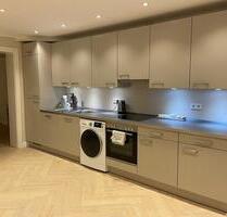 105 m2 Wohnung Souterrain in Altona zu vermieten - Hamburg Wandsbek
