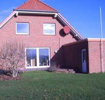 Doppelhaushälfte mit EBK, Terrasse Garage und Garten in Hille