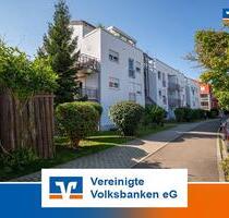 Lichtdurchflutete 3 Zimmer Wohnung mit Terrasse und 2 Stellplätzen in Magstadt zu vermieten !