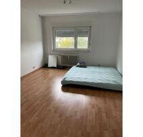 Wohnung zu Vermieten - 1.000,00 EUR Kaltmiete, ca.  80,00 m² in Esslingen am Neckar (PLZ: 73734) Pliensauvorstadt
