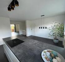 Modernisierte Wohnung auf 2 Etagen mit Terrasse und Balkon - Kiel Neumühlen-Dietrichsdorf