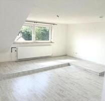 Helle 2-Zimmer-Dachgeschosswohnung mit Einbauküche in Süpplingen