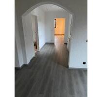 Aull 3 Zimmer- Wohnung - 680,00 EUR Kaltmiete, ca.  90,00 m² in Diez (PLZ: 65582)