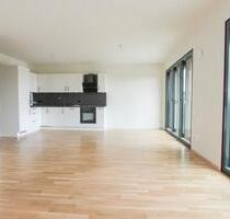 Ab August: Großzügige 2-Zimmer-Dachgeschosswohnung - München Aubing-Lochhausen-Langwied