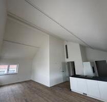 **Neubau** Moderne 3-Zimmer-Wohnung mit Balkon und eigenem Garten - Niederrieden